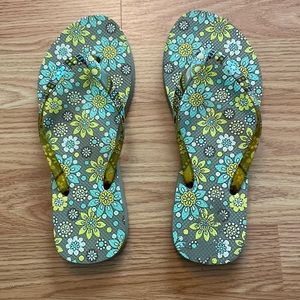 Gray Floral Vera Bradley Flip Flops